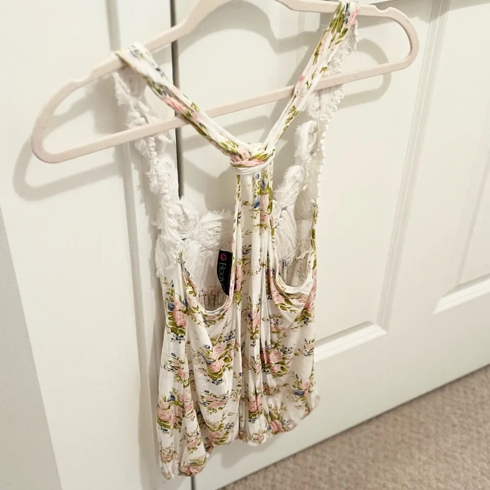 3/$19 Body Central vintage Floral Racerback Tank top camisole blouse